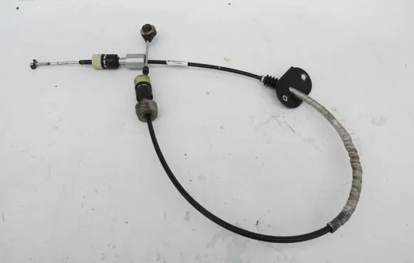 Volvo V70 Gear shift cable linkage 31259082