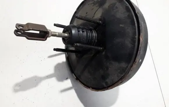Mazda 323 Brake booster 83404602 834-04602