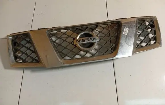 Nissan Pathfinder R51 Front grill 2310EB400