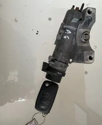 Audi A6 S6 C5 4B Ignition lock 4B0905851G