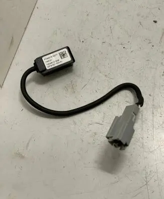Tesla Model 3 Microphone (bluetooth/phone) 1004812-00-B P14001679277