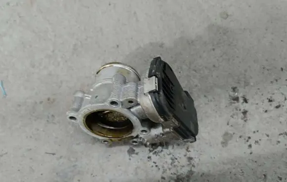 SsangYong Korando Electric throttle body valve A1751410025 0280750801