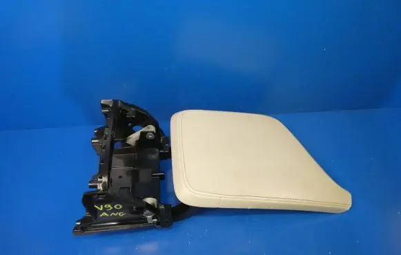 Volvo S90, V90 Armrest