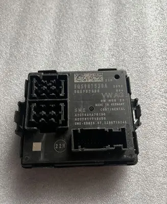 Volkswagen PASSAT B8 Other control units/modules 5QS907530A