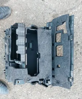 Audi Q2 - Glove box 81B857035 S02716008
