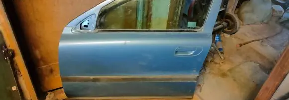 Volvo S60 Front door
