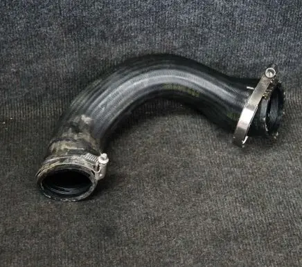 Volkswagen Tiguan Intercooler hose/pipe