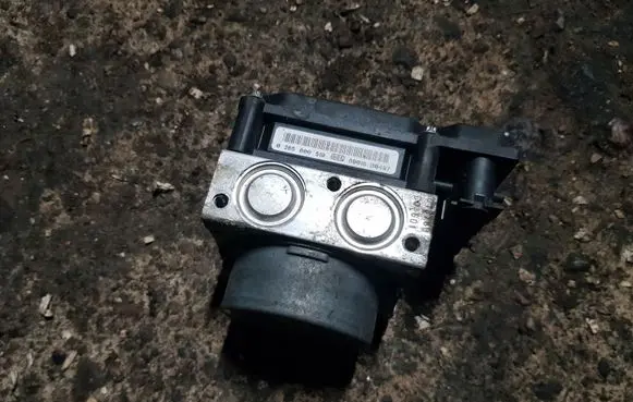 Renault Scenic II - Grand scenic II ABS Pump 0265800519