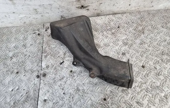 Lexus GS 300 350 430 450H Brake cooling air channel/duct 5328530060
