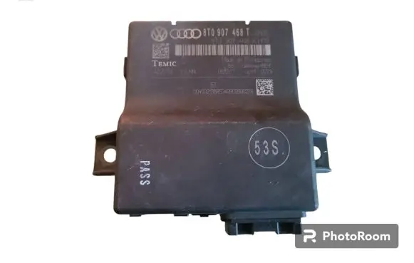 Audi A5 8T 8F Gateway control module 8T0907468T 8T0907468K