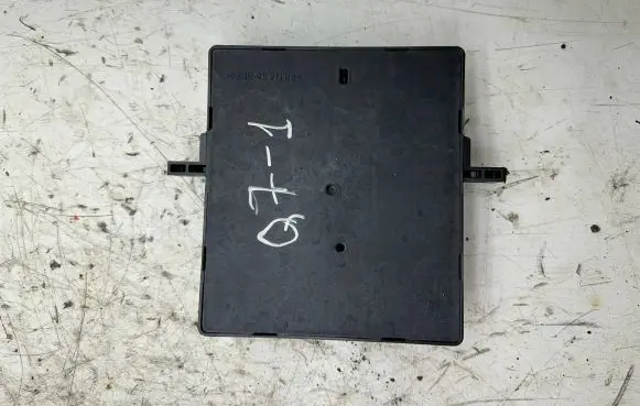 Audi Q7 4L Comfort/convenience module 4F0907279 F005V00619
