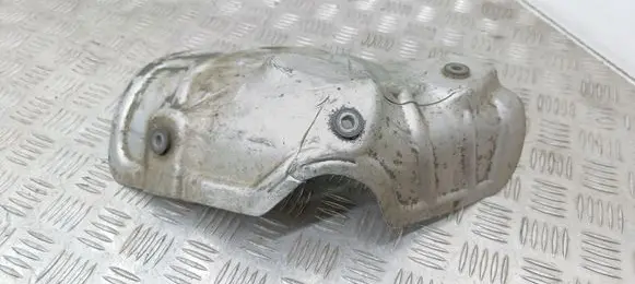 Toyota Avensis T250 Heat shield in engine bay 255860R010B