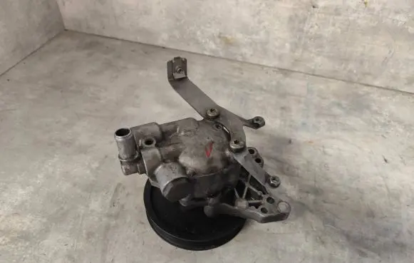 BMW 5 E60 E61 Power steering pump 7652974103NF 677469803