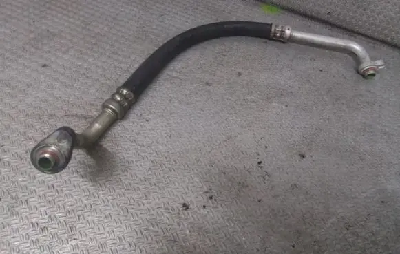 Ford Focus Air conditioning (A/C) pipe/hose