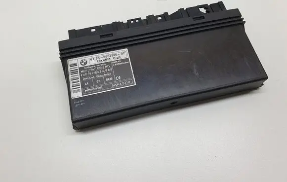 BMW 5 E60 E61 Comfort/convenience module 6957529 61356957529 6135695752902