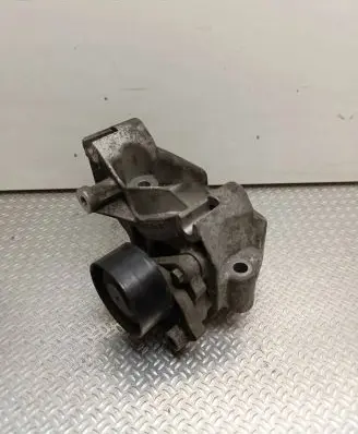 Renault Trafic III (X82) Generator/alternator bracket 117105508R