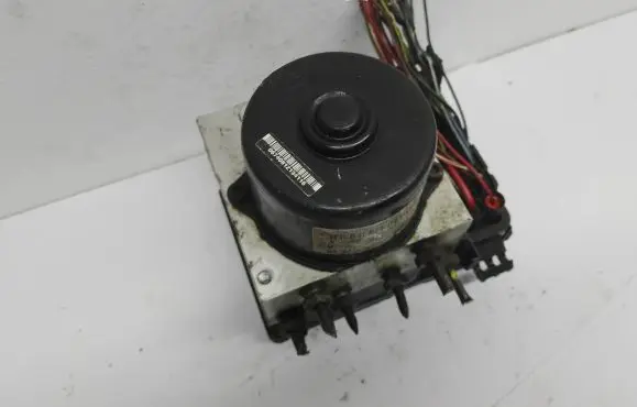 Ford Focus ABS Pump 2M512M110EB