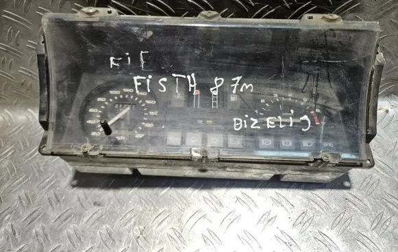 Ford Fiesta Speedometer (instrument cluster) 84FB10848CB