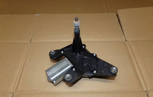 Renault Modus Rear window wiper motor 8200313354