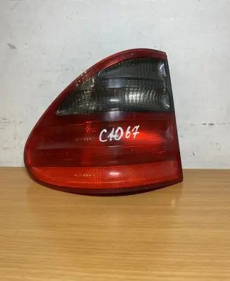Mercedes-Benz E W210 Rear/tail lights A2108206764 C1067