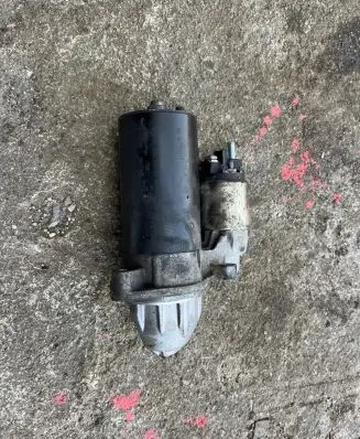 Mercedes-Benz C W204 Starter motor A0061512501 0001115047