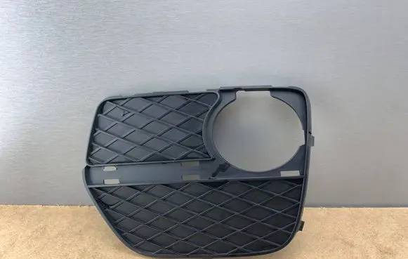 BMW X6 E71 Front bumper lower grill 7312605 51117312605