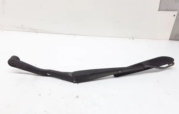 Subaru Legacy Front wiper blade arm