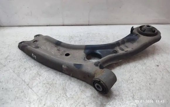 KIA Sportage Front control arm