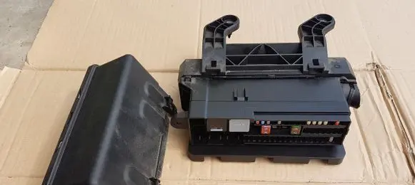 Volvo V40 Fuse box set