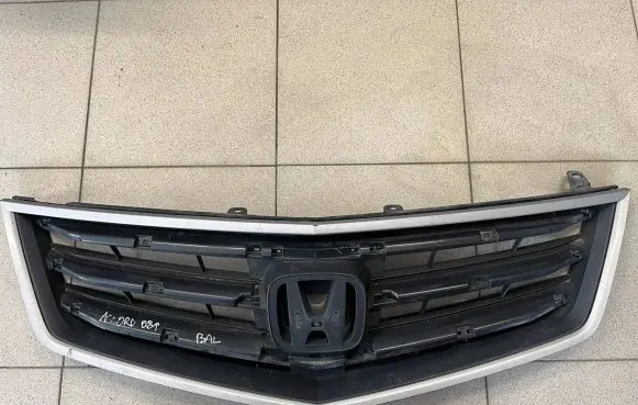 Honda Civic IX Front grill