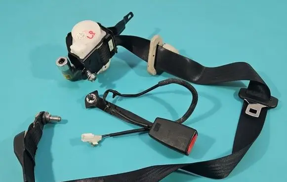 Mazda 2 Front seatbelt T89394T IMPRK1568874