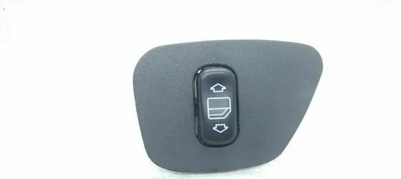 Mercedes-Benz E W210 Electric window control switch 2108208210