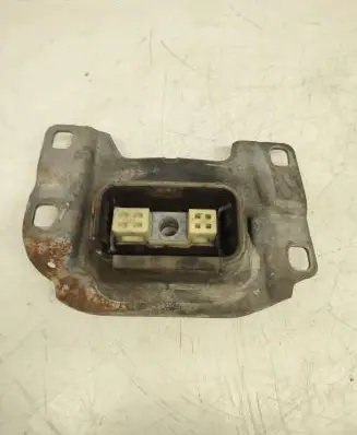 Ford Focus Engine mount bracket V617M121