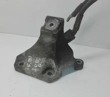 Audi A6 S6 C6 4F Engine mounting bracket 4F0199308AB