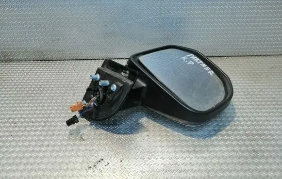 Front door electric wing mirror