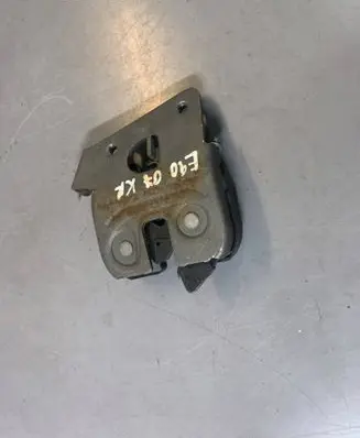 BMW M5 F90 Seat back rest lock catch 7112863 52207112863
