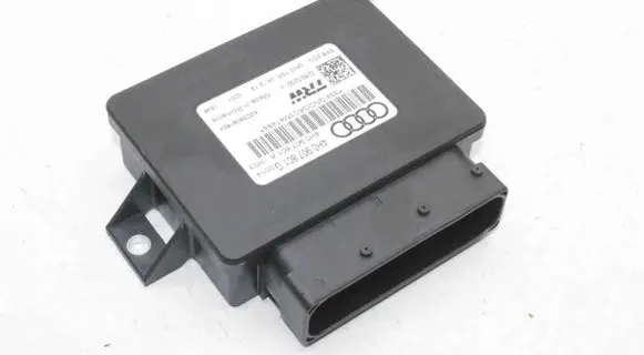 Audi A8 S8 D4 4H Rear brake EMF control unit/module 4H0907801