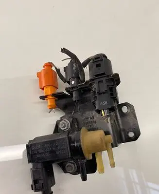 Audi A3 S3 A3 Sportback 8P Turbo solenoid valve 1K0906627A 07T283 70086800