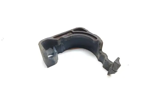 BMW 2 F46 Engine compartment rubber 8574048