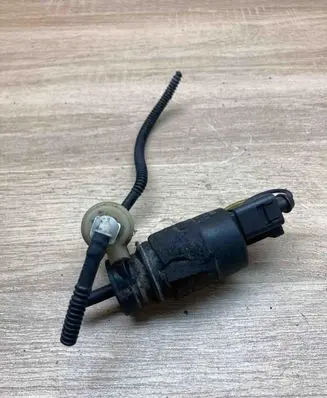 Audi A4 S4 B6 8E 8H Windscreen/windshield washer pump 1T0955651A 1J0973722
