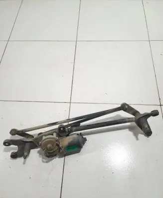 KIA Sorento Front wiper linkage and motor 981003E100 035247430