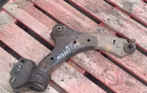 Ford Mondeo MK IV Front lower control arm/wishbone
