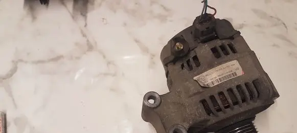 Ford Focus Generator/alternator MS1022118040 98AB10300GK