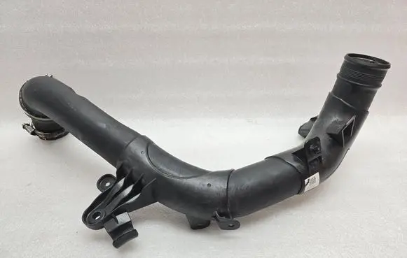 Skoda Octavia Mk4 Intercooler hose/pipe 5WA145762F