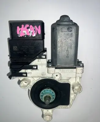 Volkswagen Golf VII Rear window wiper motor 9609009890
