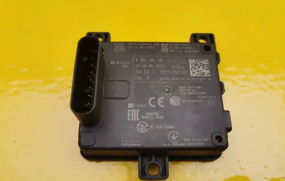 Peugeot 5008 II Distronic sensor radar 9856280180