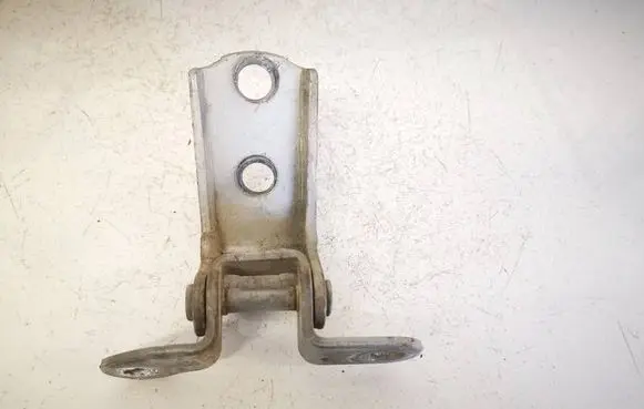 Pontiac Vibe Rear door lower hinge