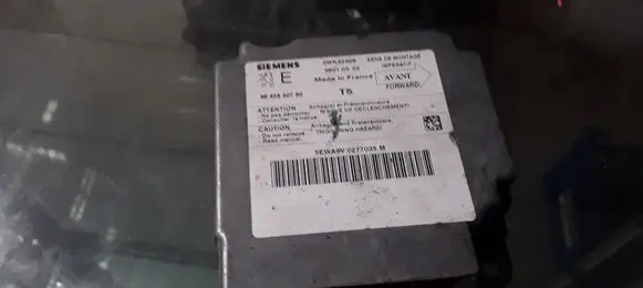 Peugeot 307 Airbag control unit/module 9645840780