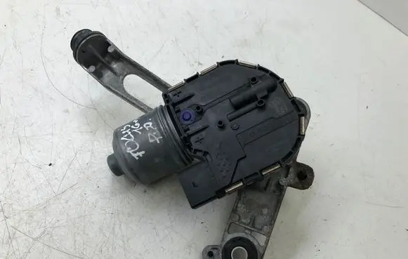 Ford Focus Wiper motor BM5117504BL