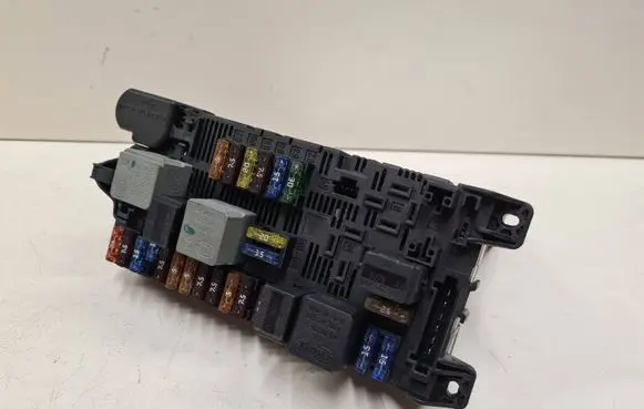 Mercedes-Benz E W211 Comfort/convenience module 2115456201 211545620109